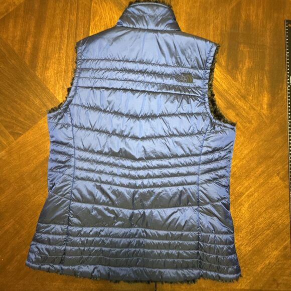 North Face Vest Womens Medium Black Reversible Puffer Teddy Mossbud Jacket Fuzzy - Picture 6 of 10